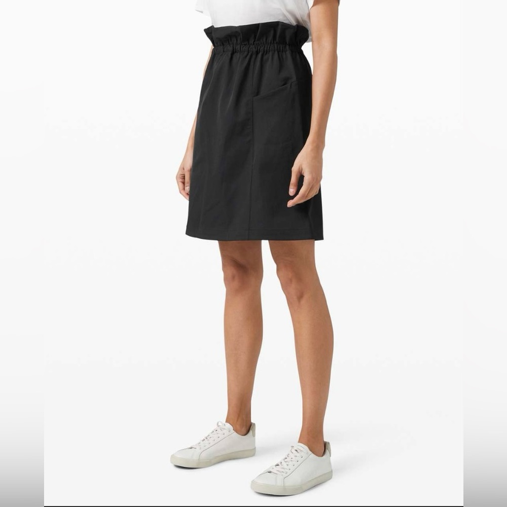 Lululemon Black Trip Taker Skirt Sz 10